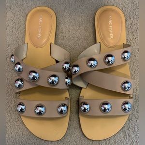 Marc Fisher Bryte studded sandals - size 9
